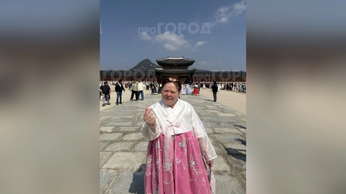 "Меня узнавали на улицах Сеула!": 71-летняя кировчанка - фанатка BTS о поездке в Южную Корею