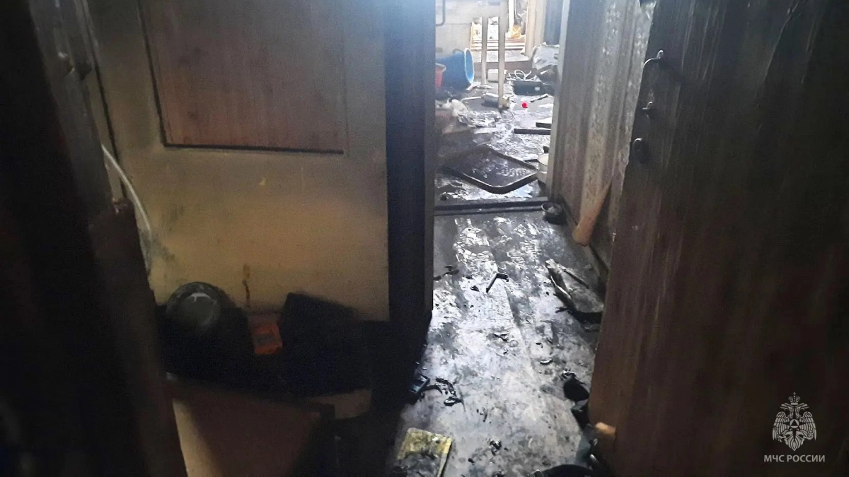 В Кирове при пожаре в квартире на Романа Ердякова погиб мужчина