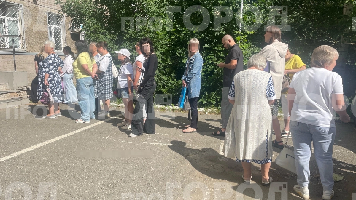 "Менеджер плакала и уверяла, что не виновата": пострадавшие кировские пайщики о работе КПК "Дело и деньги"