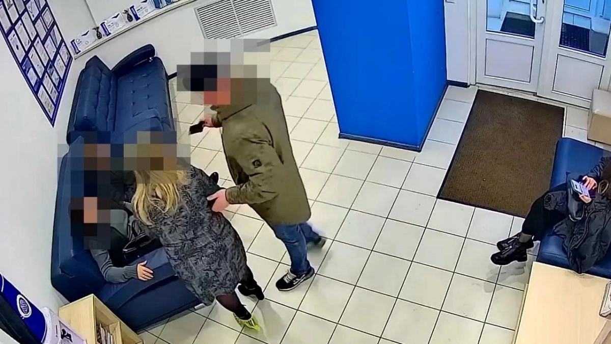 В Кирове котлашанке с выдуманными связями в ФСБ России дали пять лет колонии