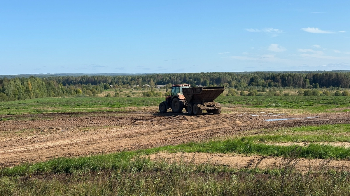 Под Уржумом внезапно поехавший трактор задавил своего водителя