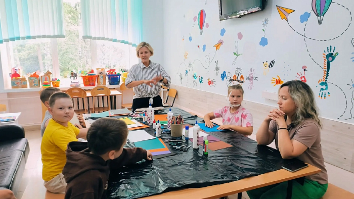 Яркие персонажи из мультфильмов украсили стены одной из кировских больниц 