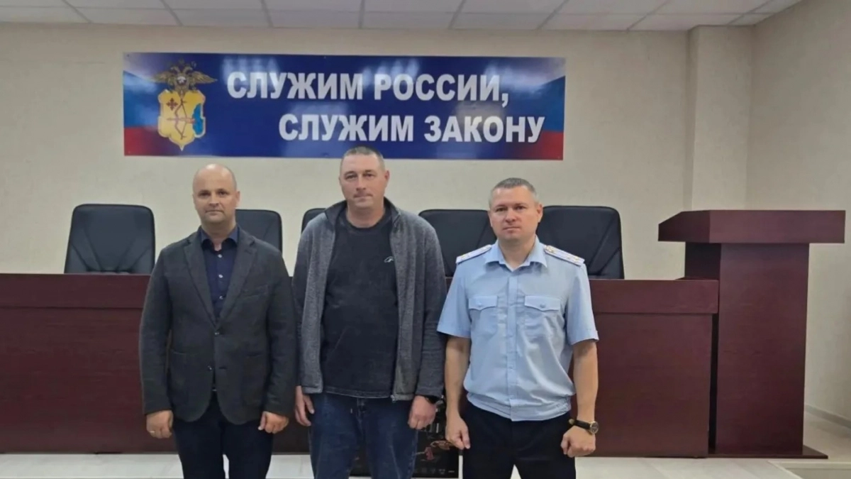 В Кирово-Чепецке наградили добровольцев, нашедших утонувшую семейную пару в реке Вятка