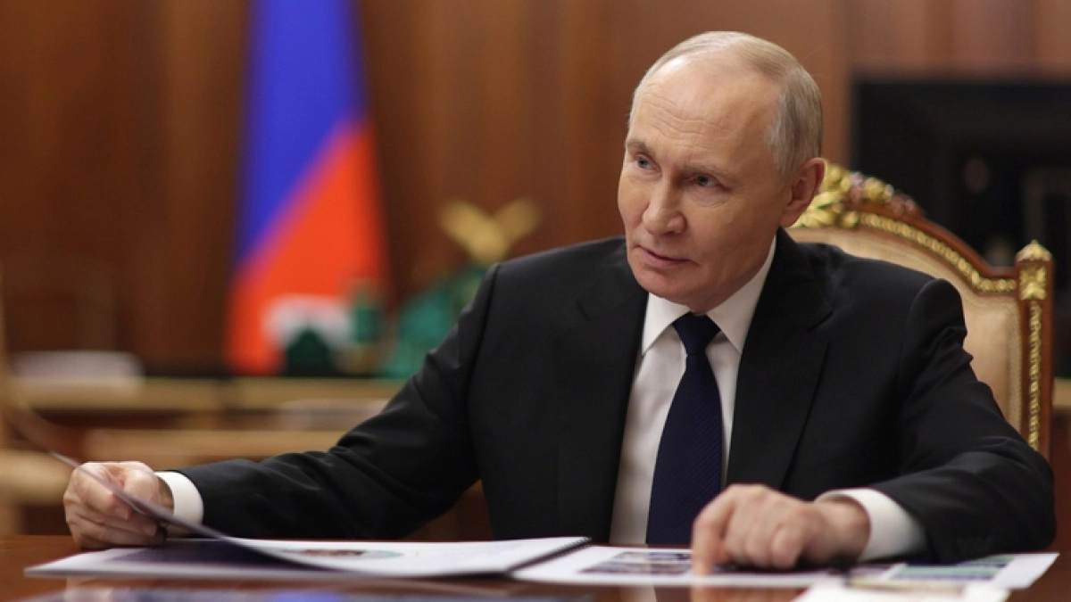 Владимир Путин наградил врача из Кирова и педагога из Омутнинска