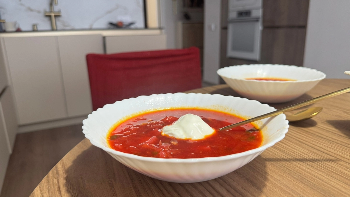 Закрываю по 50 литров — и всё равно мало: обалденный томатный сок на зиму, вкуснейшая заправка для борща как у мамы
