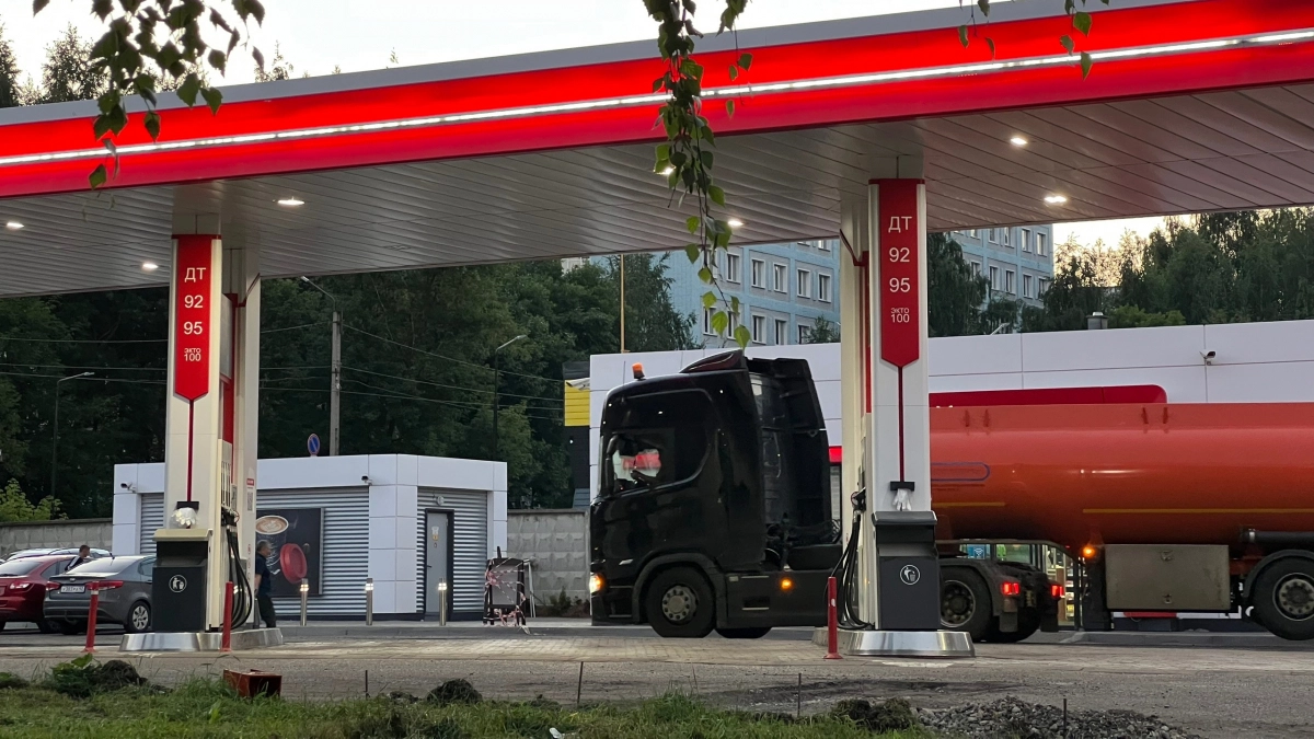 На АЗС в Кировской области начали продавать бензин пониженного класса Евро-4