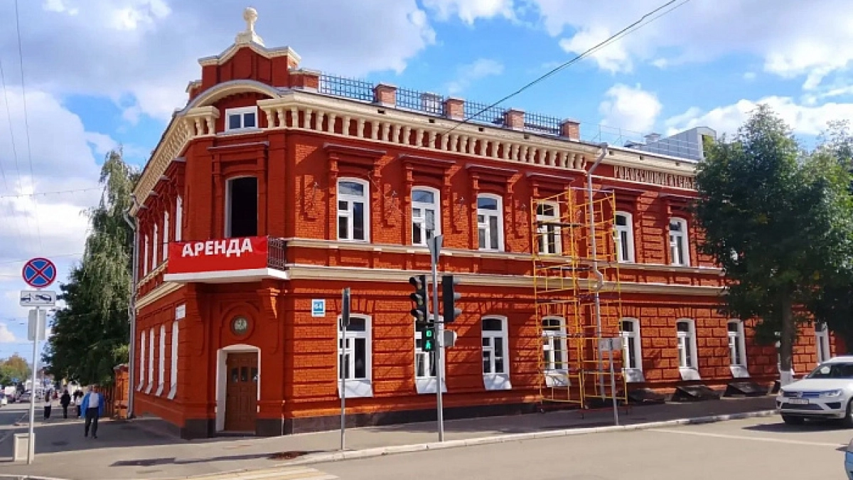 В Кирове инвесторы восстанавливают еще два исторических здания в центре города