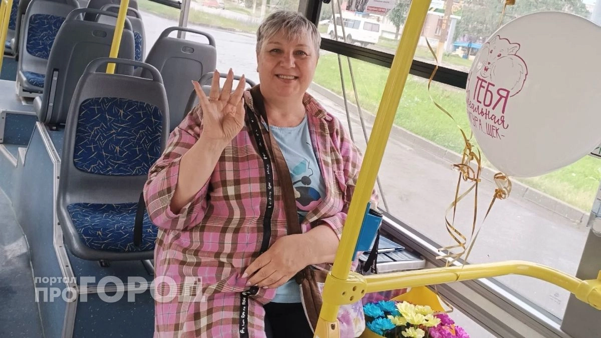 "Мы стали скупы на улыбку": самый добрый кондуктор Кирова про борьбу с онкологией, хамство пассажиров и подъемы на работу в 3 утра