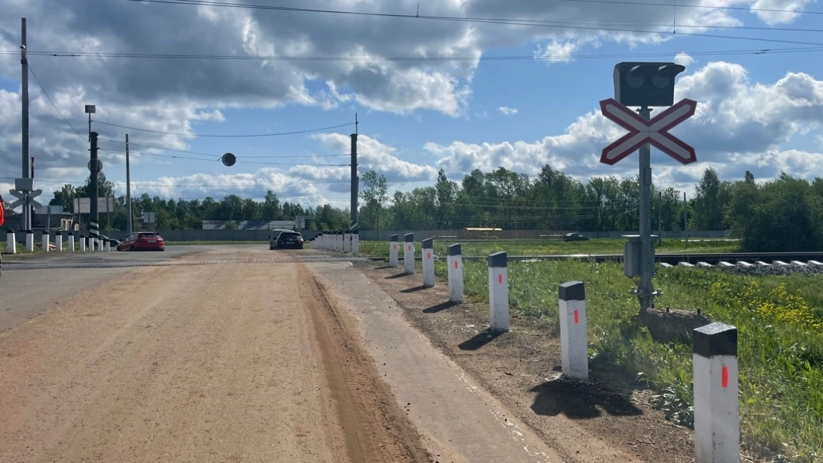 В Кирове на семь часов ограничат движение по железнодорожному переезду