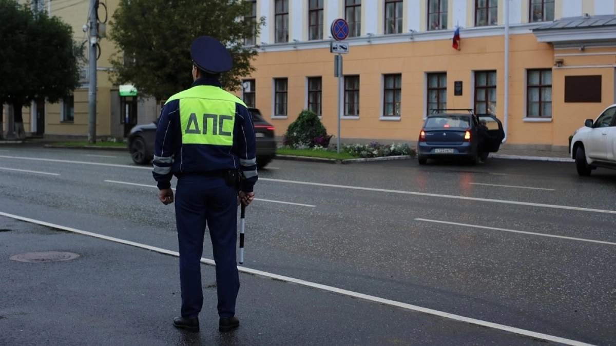 В Кирове суд отобрал у бывшего инспектора подозрительные 3 млн рублей на счетах
