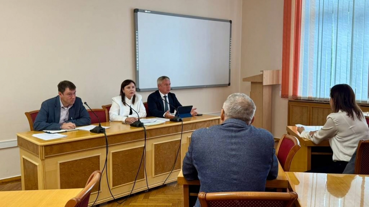 Платежную дисциплину теплоснабжающих предприятий обсудили в правительстве Кировской области