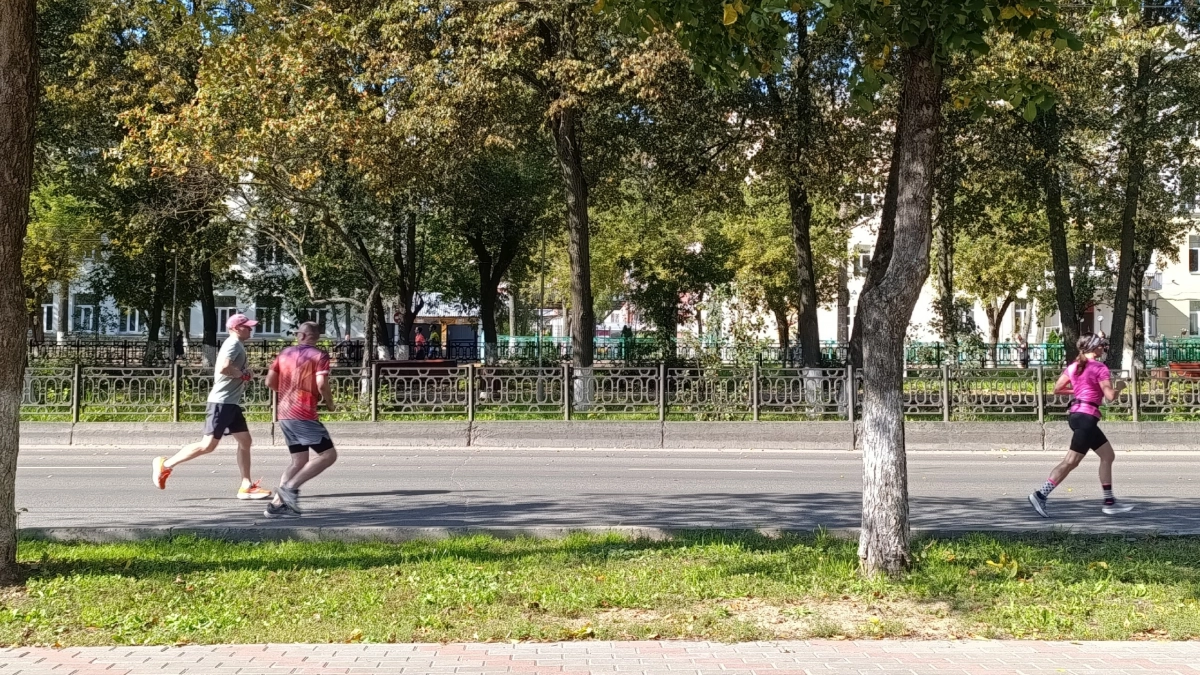 Забег на набережной, квартирник и мастер-класс по ткачеству: куда сходить в Кирове 17 и 18 октября (12+)