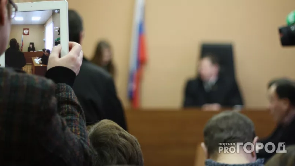 Кировский областной суд оставил юриста Антона Долгих под стражей