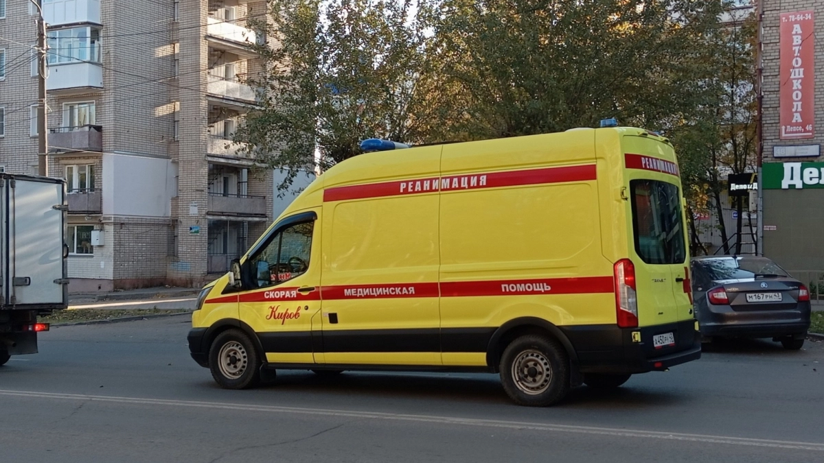 Тело водителя обнаружили в мастерской у предпринимателя в Омутнинске