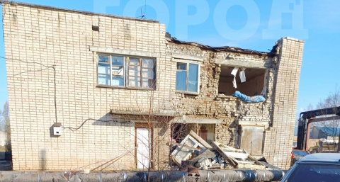 В Кирово-Чепецком районе возбудили дело из-за обрушения фасада жилого дома