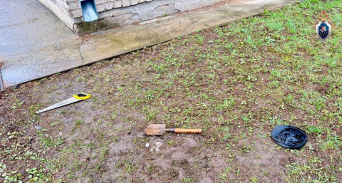 В Слободском районе на мужчину, пошедшего с топором на участкового, завели дело