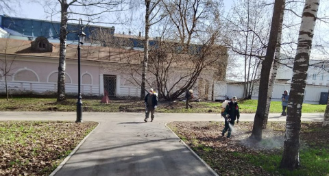В Кирове началась обработка парков и скверов от клещей