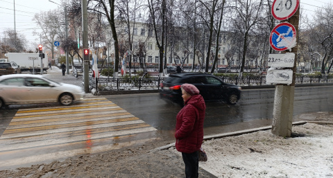 Холода вернутся со дня на день: убирать зимние куртки в шкаф пока рано