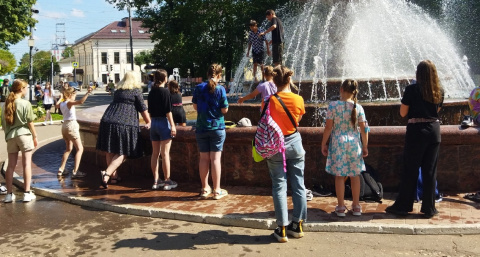 Летние каникулы сократят вдвое: названы новые даты