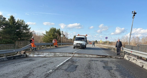 Стали известны сроки ремонта моста через реку Молому в Котельничском районе