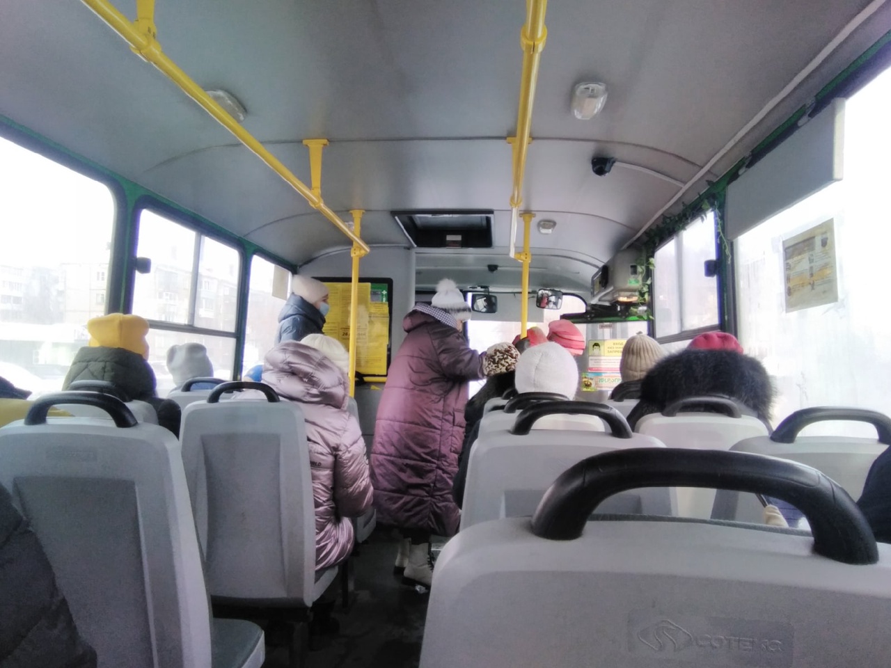 В Кировской области ребенка высадили из автобуса, отказавшись продолжать маршрут