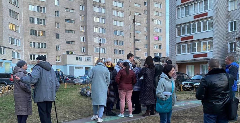 Жители дома на улице Подгорной в Кирове против появления пункта помощи бездомным рядом