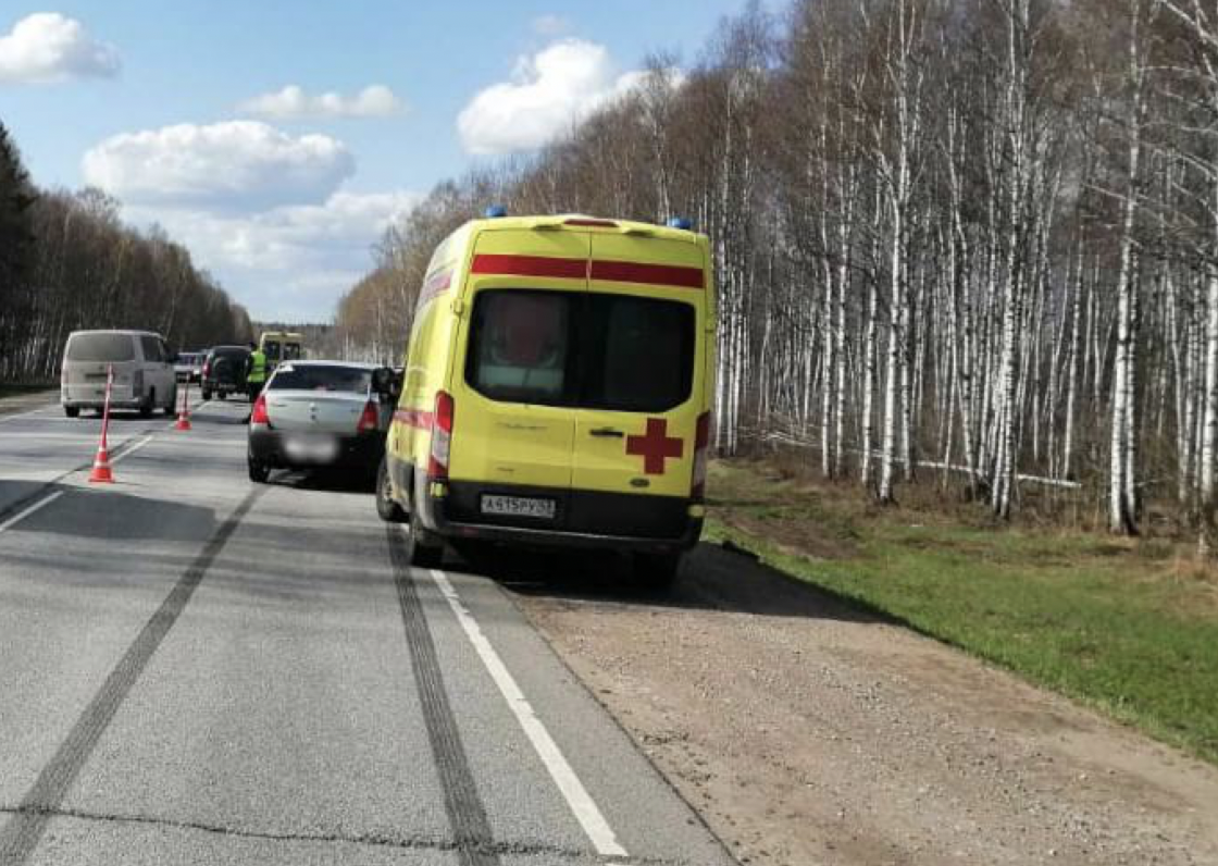 На подъезде к Кирову ограничили движение из-за аварии со сбитой насмерть женщиной
