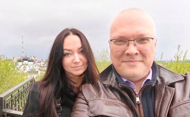 Врио губернатора Кировской области Александр Соколов показал кировчанам свою жену