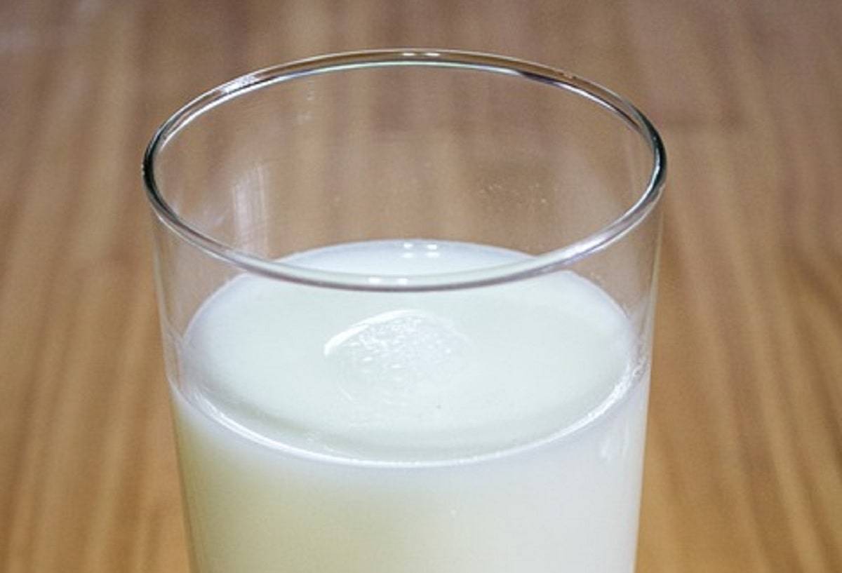 В молоке, произведенном в Кировской области, выявили антибиотик