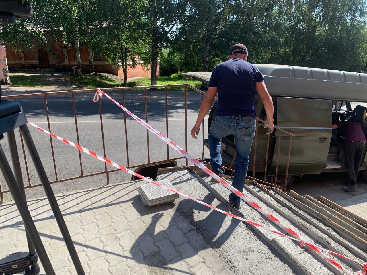 В Кирове начался ремонт злополучной лестницы в историческом центре
