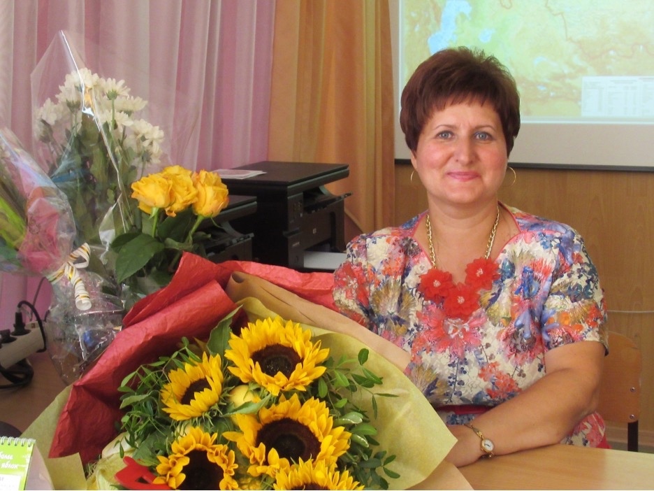 "Первые ученики были гостями на моей свадьбе": история учителя из Кирова 