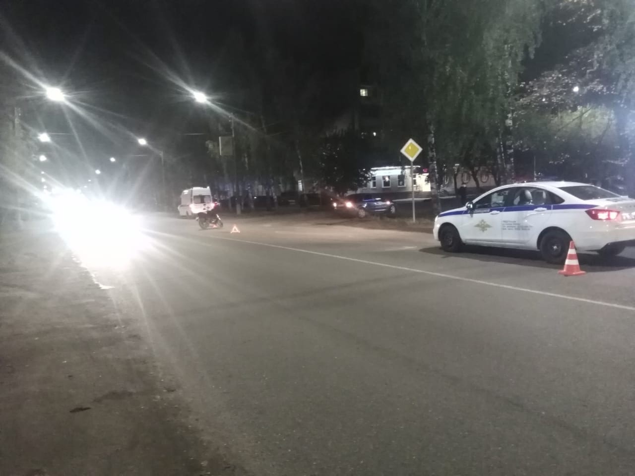 В Кирове вечером столкнулись иномарка и мотоцикл