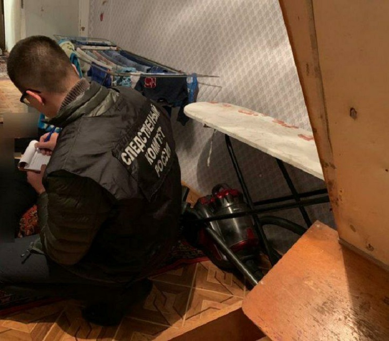 Житель Кировской области расправился с соседом при помощи молотка, ножа и топора