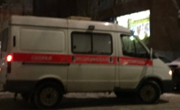 В Кирове подросток выпал с 14 этажа