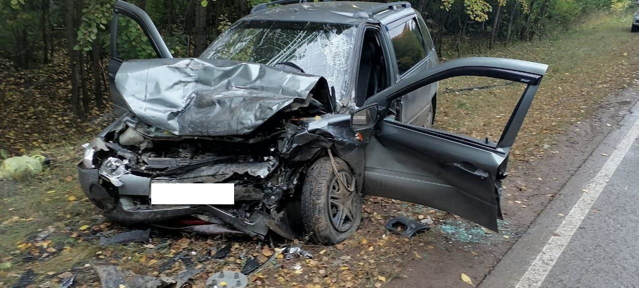 Смертельное ДТП: В Кировской области столкнулись два авто