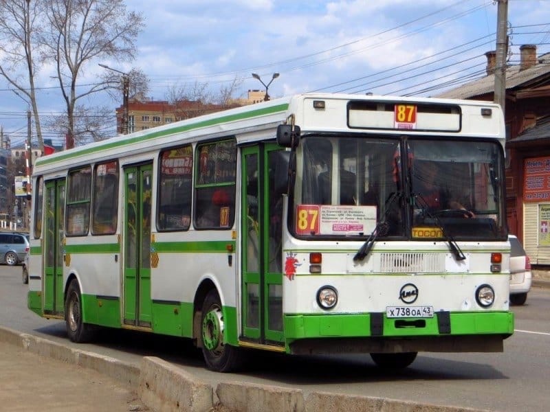 В Кирове с 29 сентября автобусы 10 городских маршрутов станут ходить реже