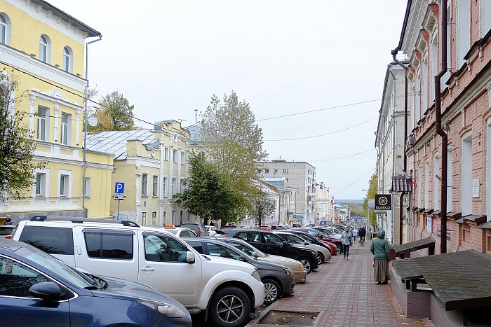 В Кирове планируют закрывать улицу Спасскую для движения транспорта каждые выходные
