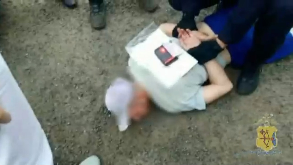 Полицейские задержали жителя Омутнинска с 3 килограммами наркотиков