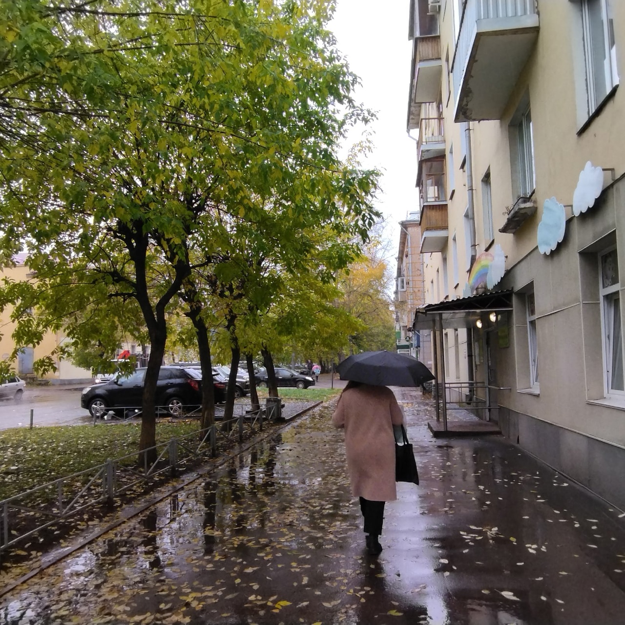 В Кирове вторник выдастся пасмурным и дождливым: прогноз погоды на 25 октября