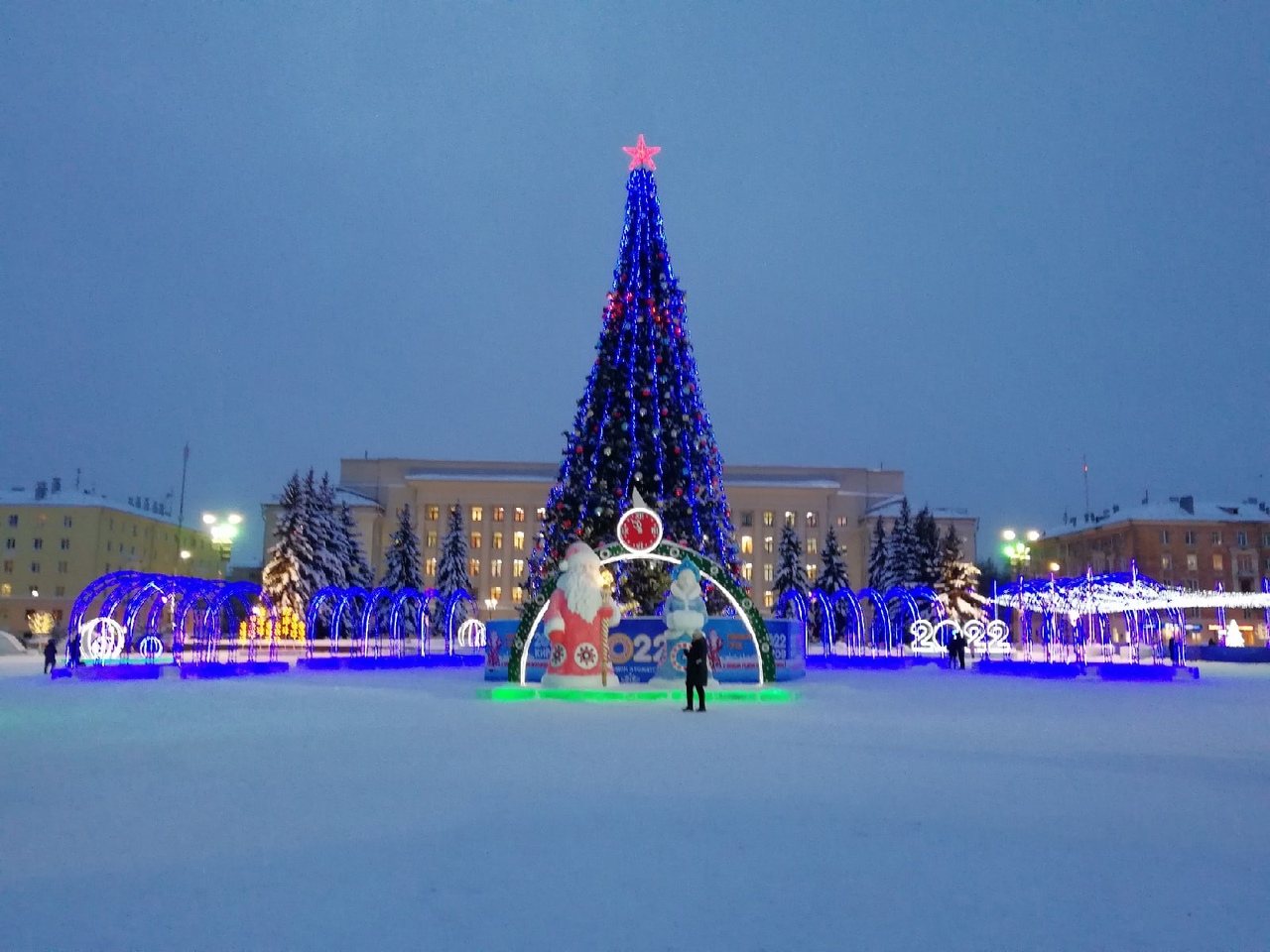 Стало известно, будут ли в Кирове проводить новогодние мероприятия 