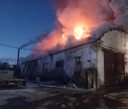В Кировской области произошел серьезный пожар на производстве металлопроката