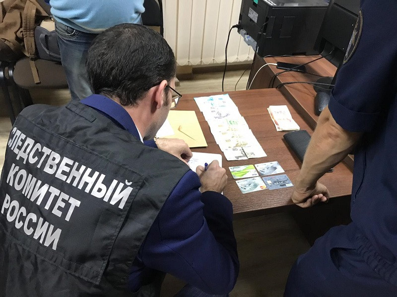 Экс-заместитель начальника кировского АТП осужден за получение взятки