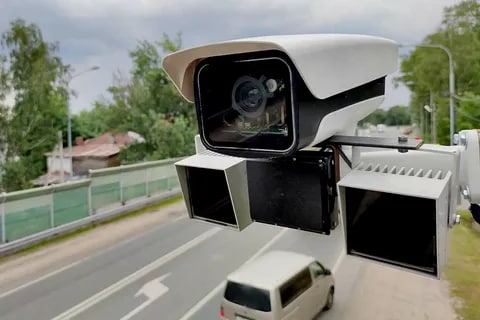 В Кирове камеры на улицах начали выявлять непристегнутых пассажиров и водителей