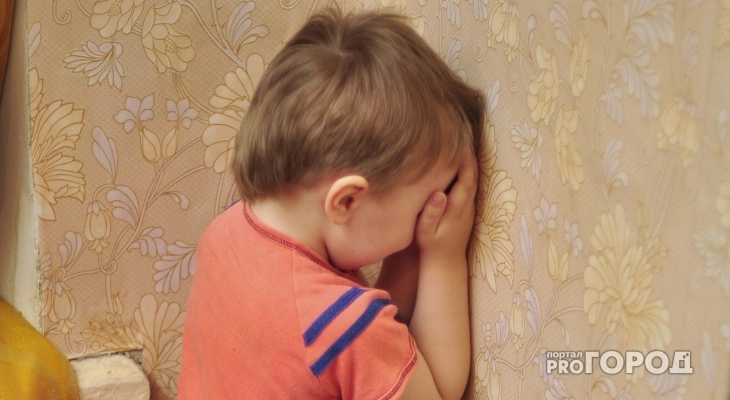 Четырехлетнего мальчика из Кировской области регулярно избивал родной отец
