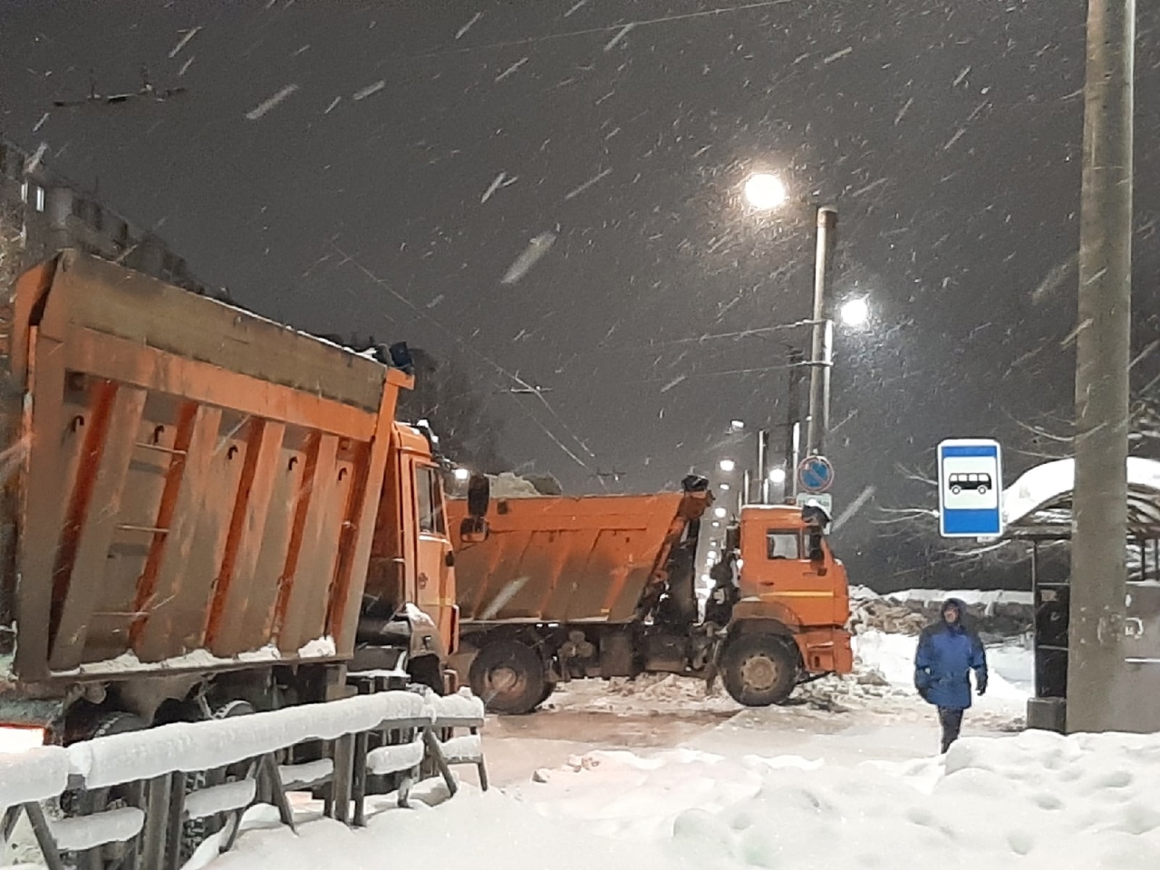 В администрации Кирова рассказали, откуда будут вывозить снег