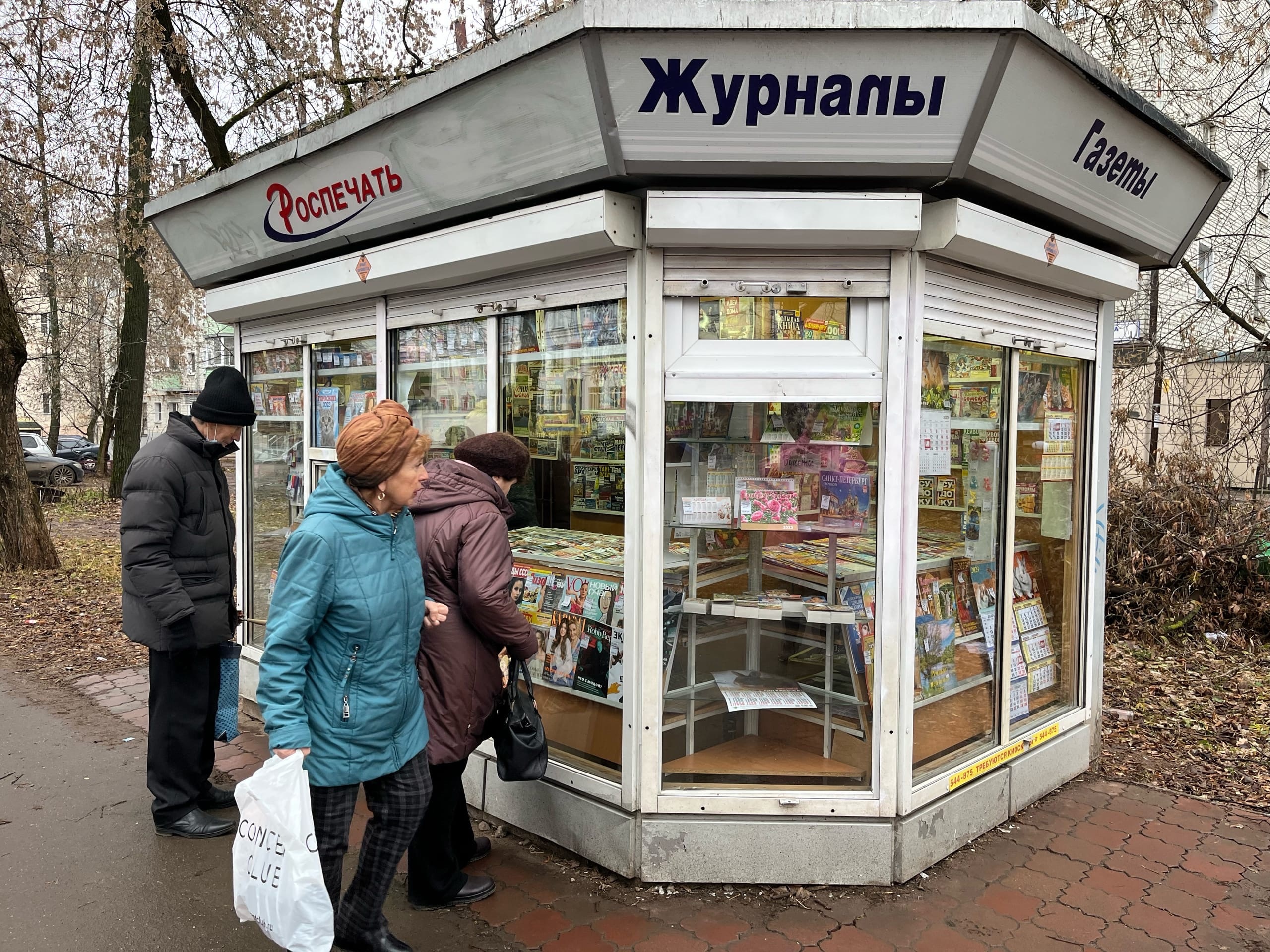 В Кирове свободны более ста мест для размещения ларьков, киосков и павильонов 