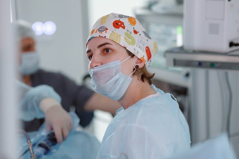 В Кирове работает Центр хирургии «Лайт»: почему женщины выбирают делать операции здесь?