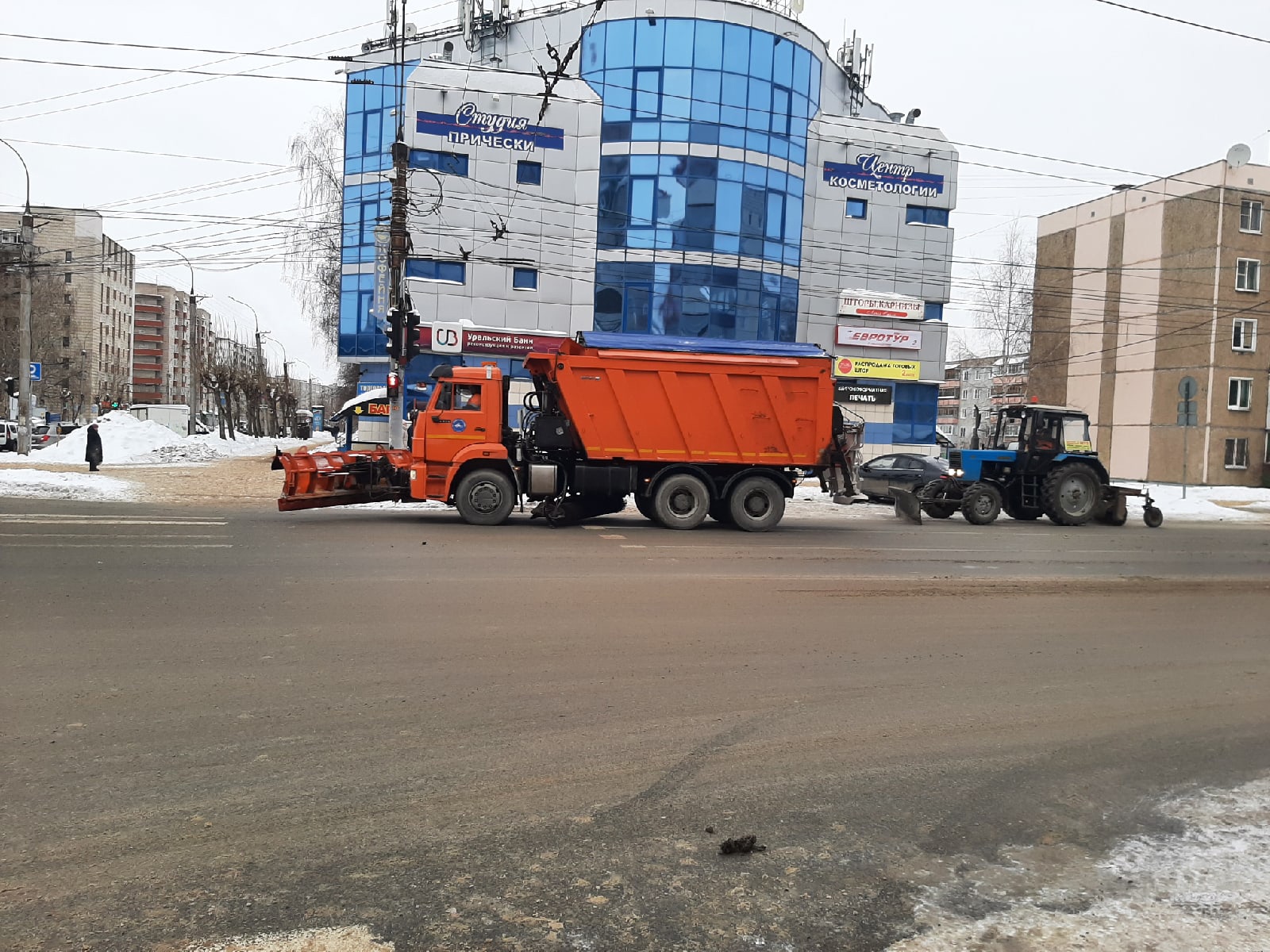 Администрация опубликовала новый график уборки снега с кировских улиц