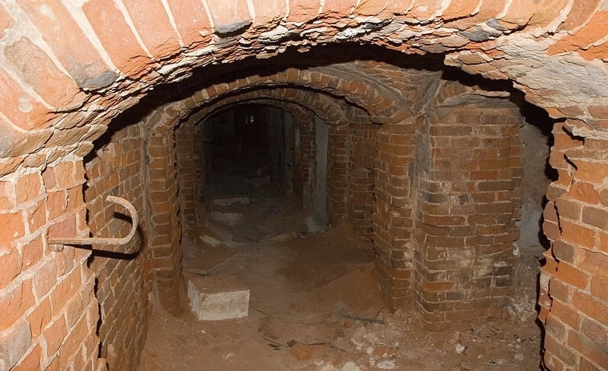 В Кирове нашли часть заброшенных подземных ходов 