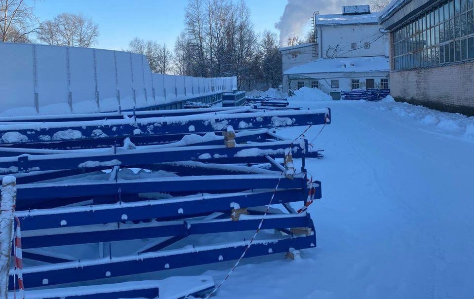 По вине подрядчика не удалось вовремя построить четыре новых катка в Кировской области
